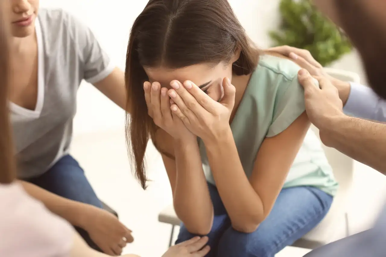 Cuando alguien que quieres necesita ayuda, no tienes que resolverlo solo