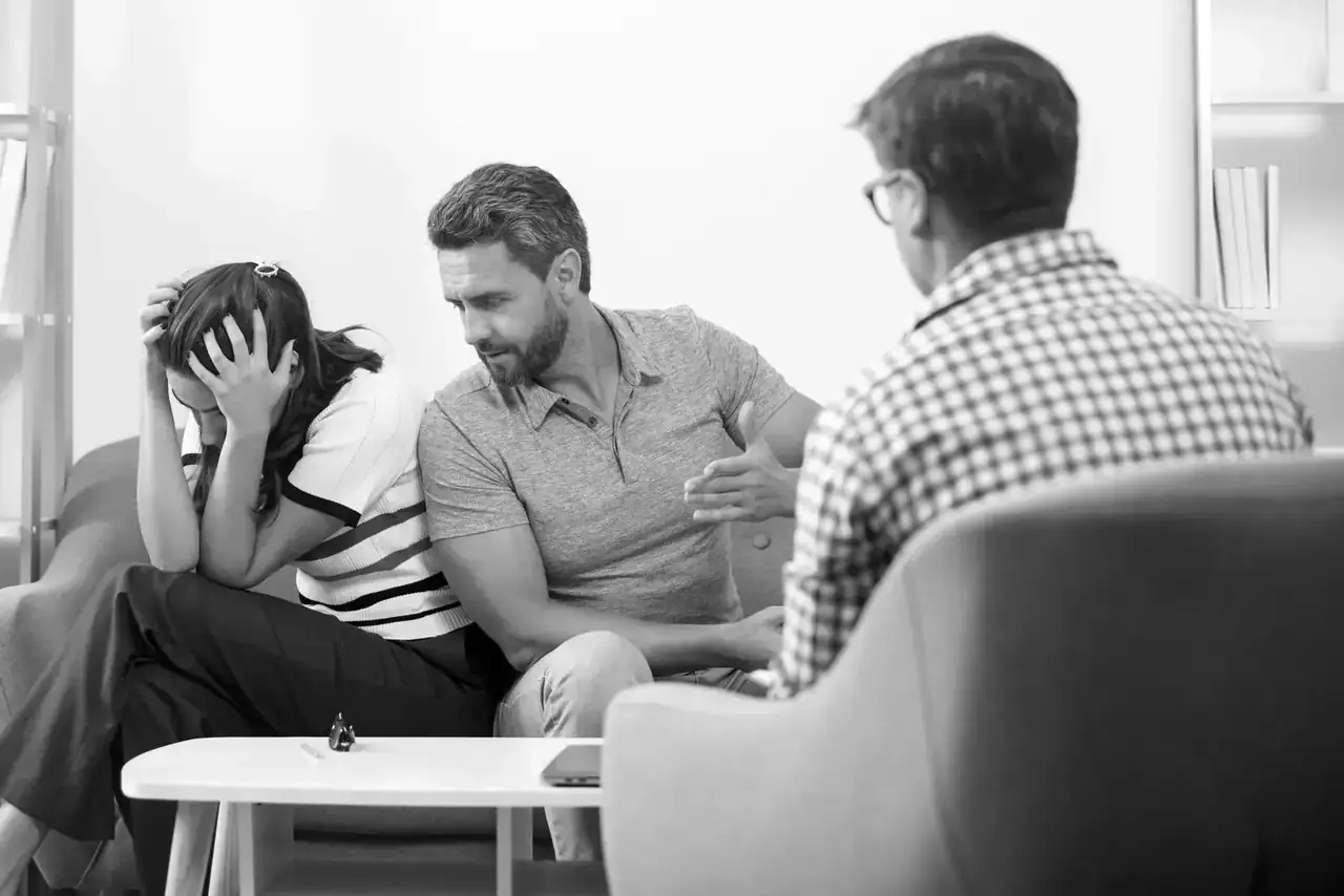 Mi pareja consume drogas y aceptó conversar cómo aprovechar esa primera apertura