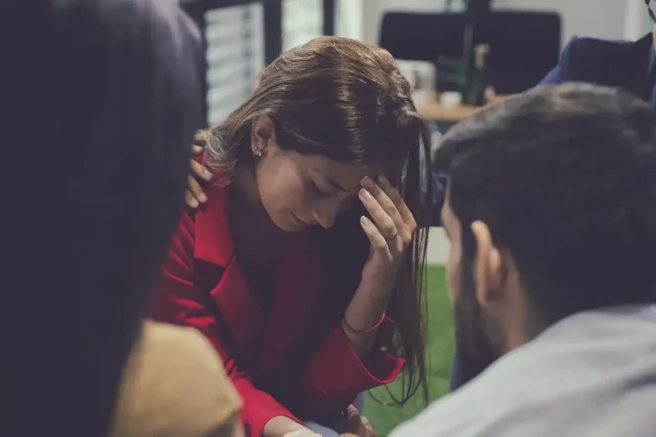 Terapia grupal para jóvenes con consumo problemático qué puede aportar el trabajo con pares