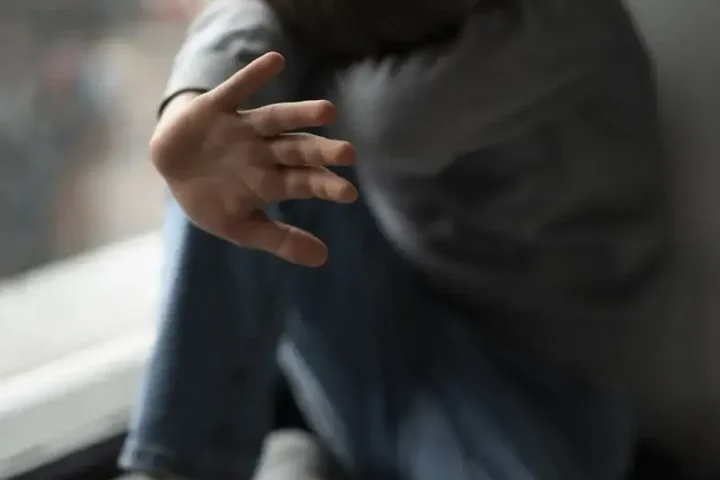 Trauma infantil y consumo de sustancias en la adultez cómo hablar de la relación sin reducir una vida a una sola causa